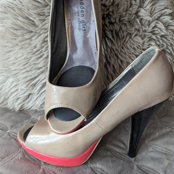 Madden Girl by Steve Madden peep toe high heeled shoes. Women Size 8. Olicia - Picture 1 of 9